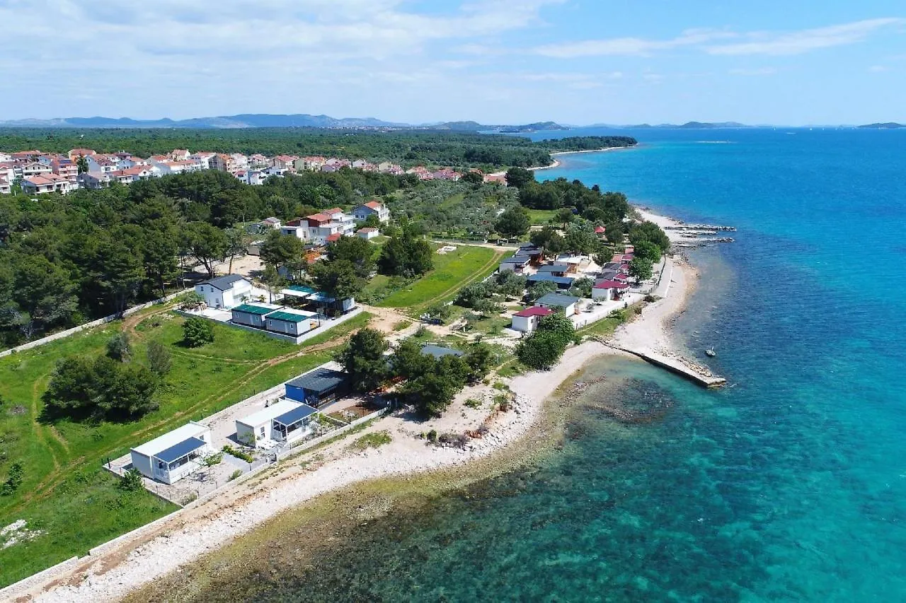 Mobile Home Kalcit Biograd Na Moru 0*,